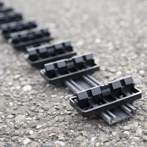 Mini Rail Grad Detail Photo